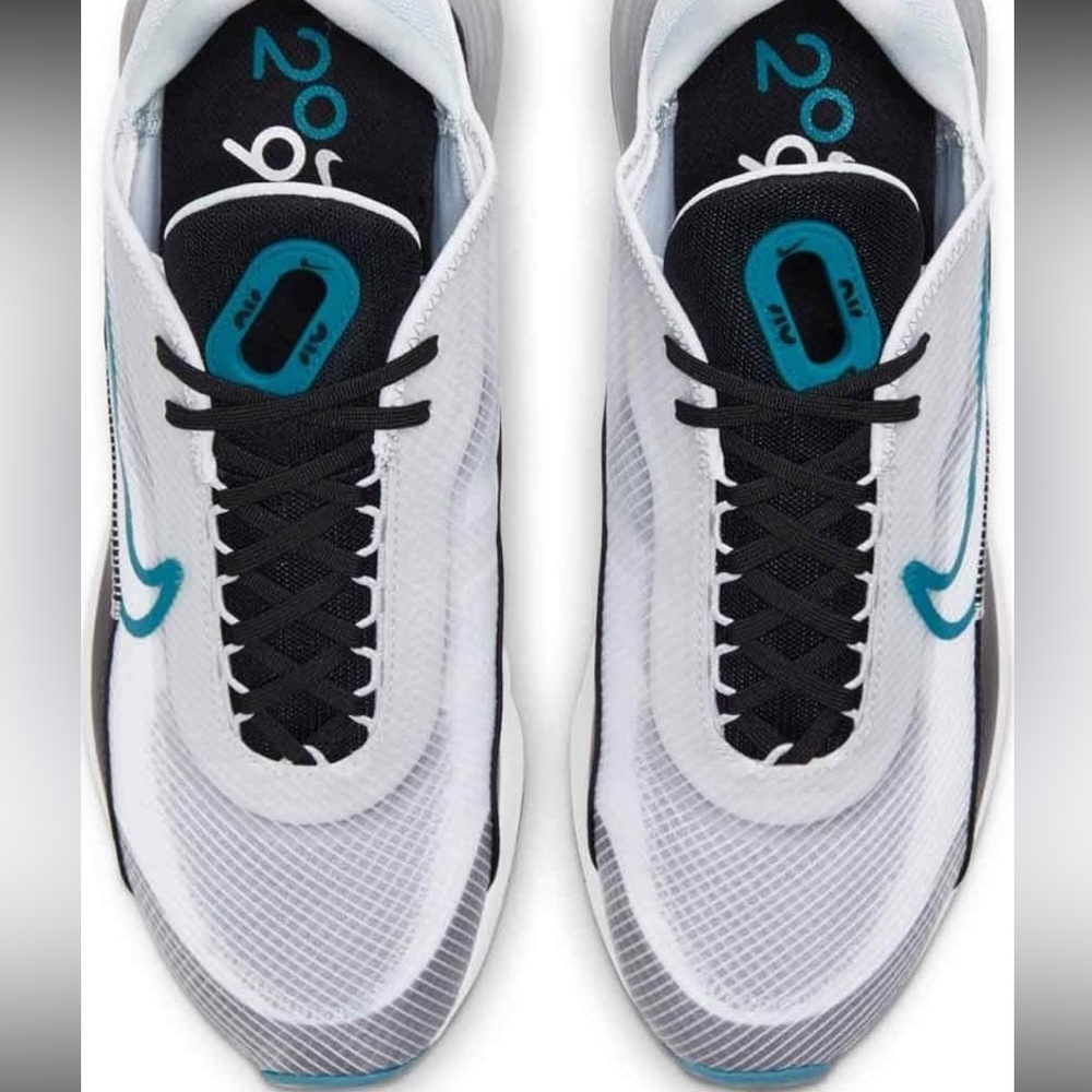 Air Max 2090 in ‘Green Abyss' - Picture 6 of 14